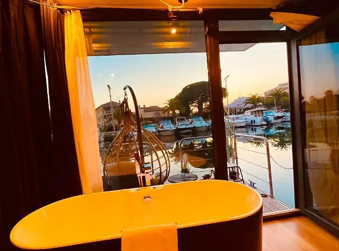 Escale Royale Fréjus